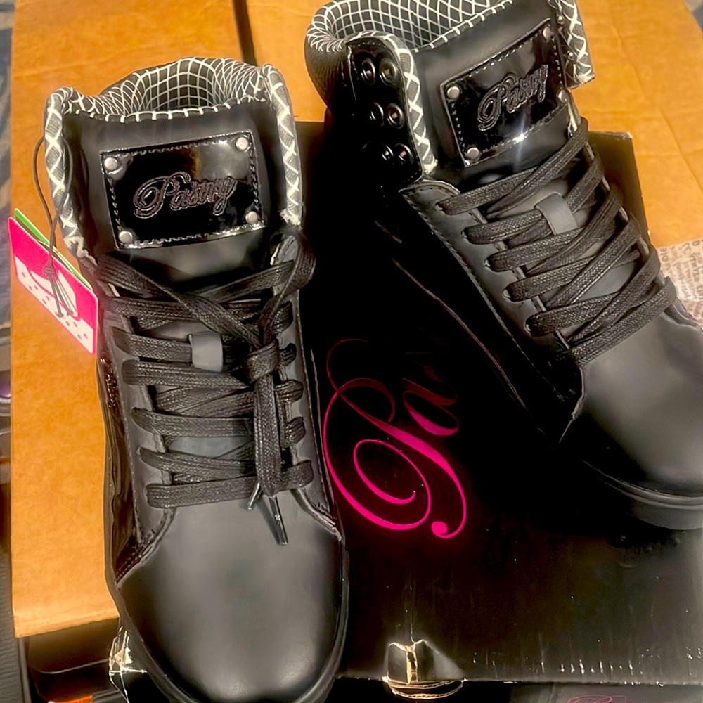 Never worn Black Pastry Pop Tart Grid hightop Women size 8 shoes